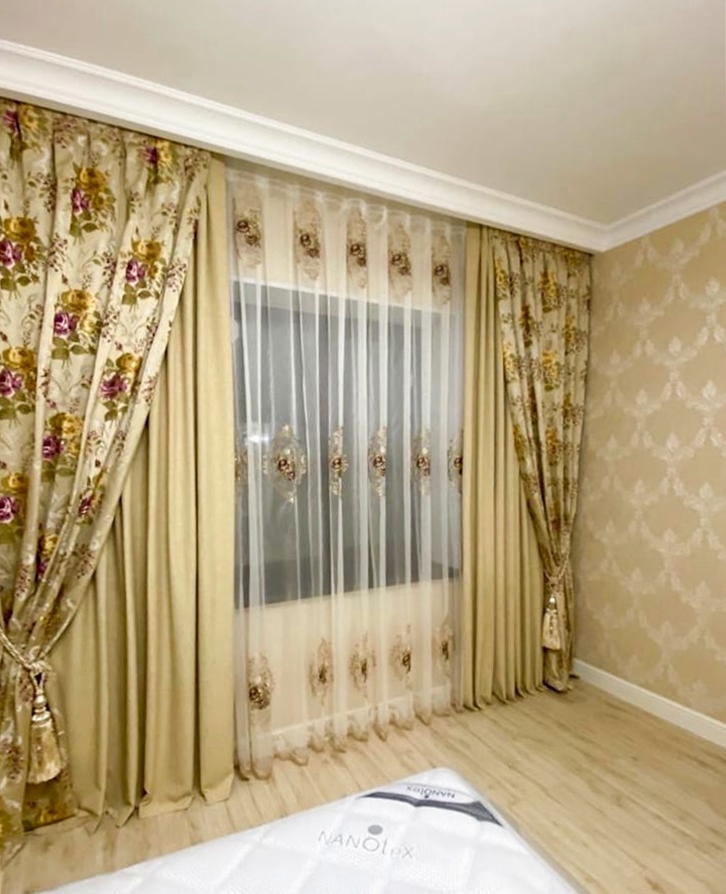 Шторы с цветами 1