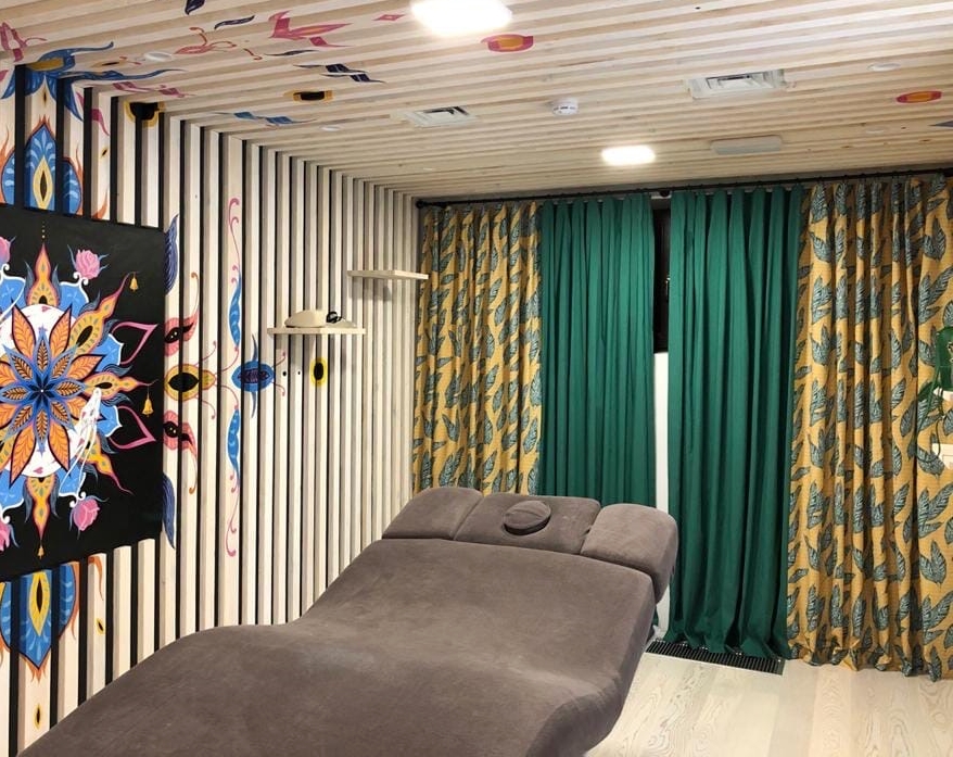 Шторы зеленые с желтым для комнаты отдыха 1