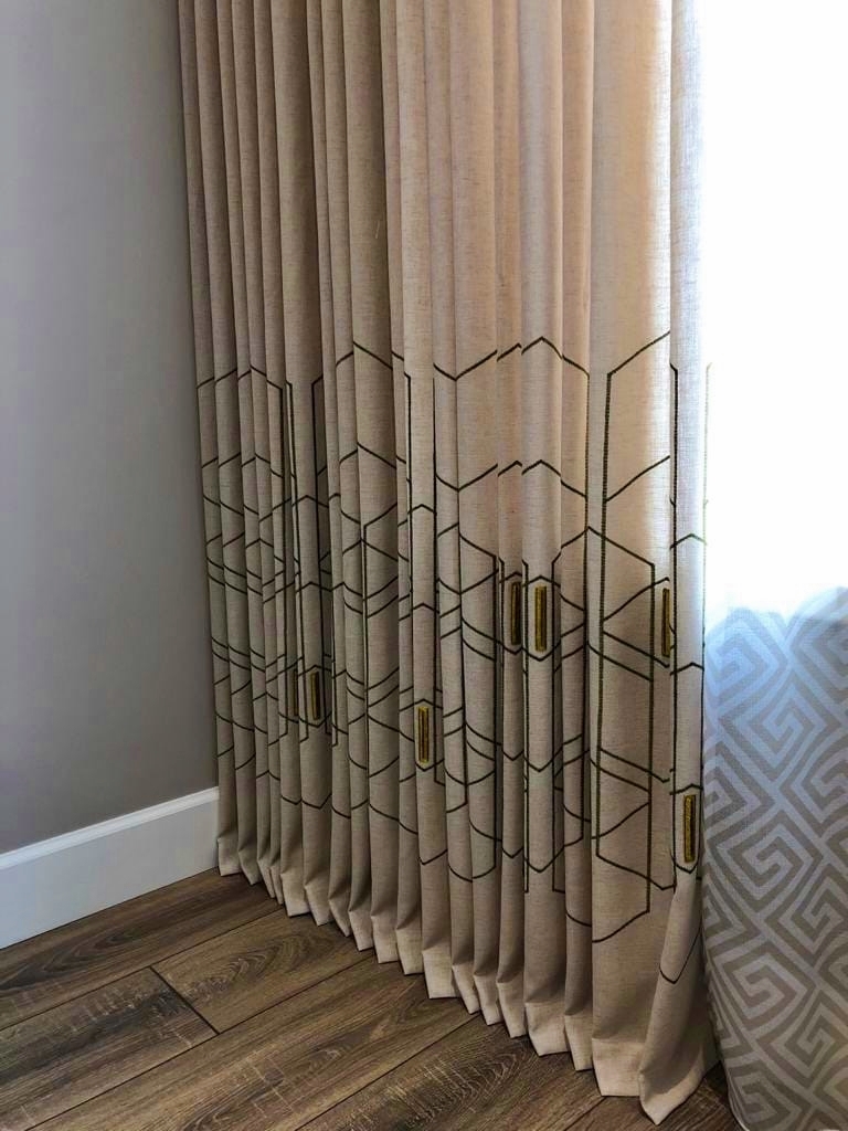 Шторы и тюль с геометрией 1